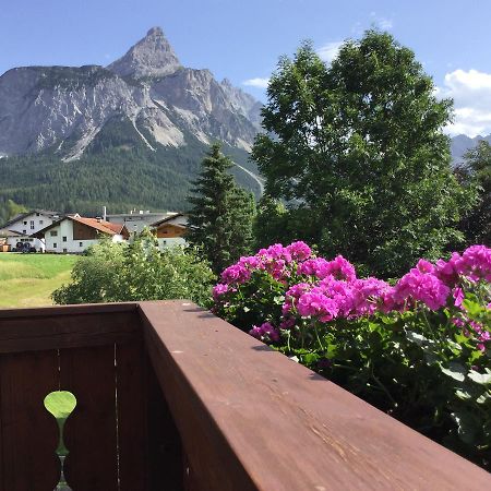 Bed and Breakfast Haus Karl'S Ruh Ehrwald Exteriér fotografie