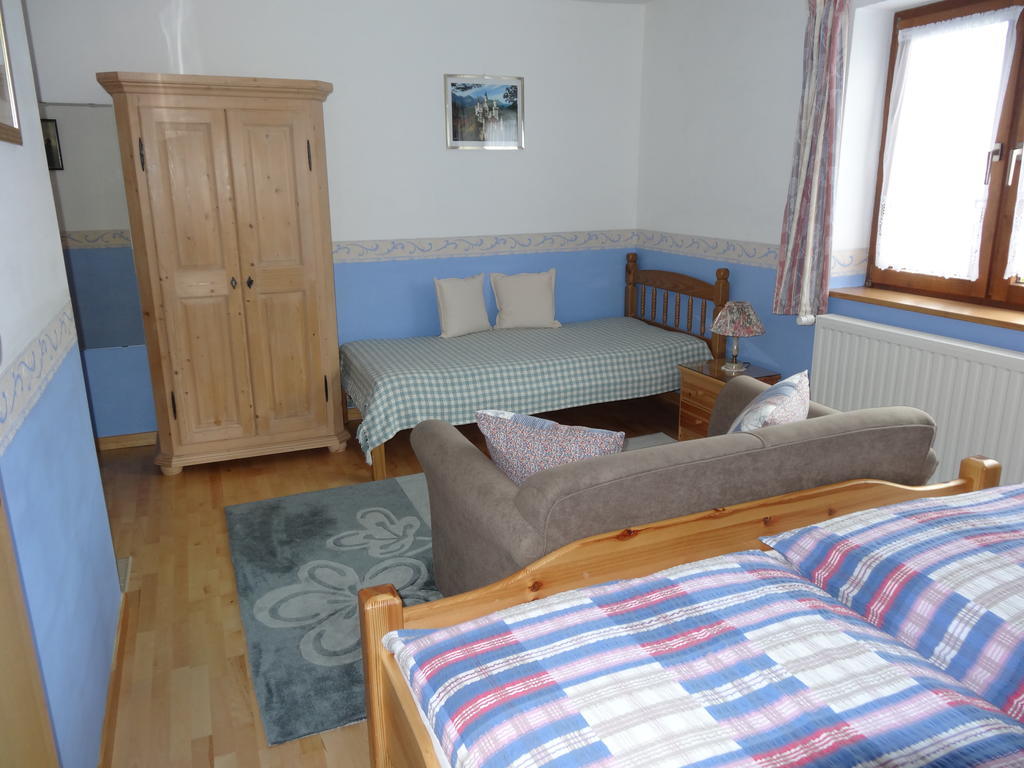 Bed and Breakfast Haus Karl'S Ruh Ehrwald Pokoj fotografie